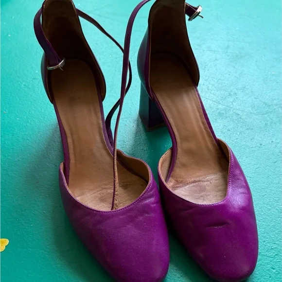 TEMP PRICE DROP!! Sèzane Magenta Babies: Block Heel Shoes - Picture 5 of 5